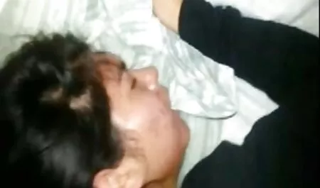 Kicsi lány döngeti egy srác erotikus pornó filmek