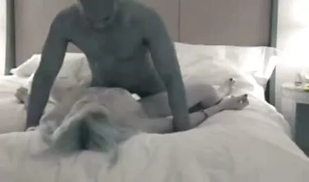 Faszkalap, ismerek egy durva szex filmek nagy mellű lányt, Cece a cam-en.