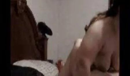 Sarah Malakul Lane testver szex videok meztelen