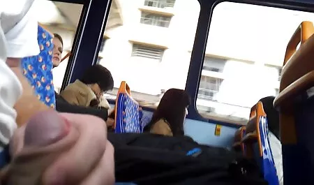 A lány minden pénzt elköltött magyarul beszélő szex a cicikre, most pedig a Szűz