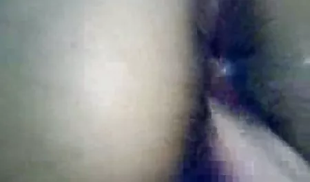 Egyetemista lány www szex filmek vágyik egy kövér kakas