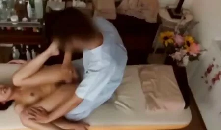 Rugalmas szex egy duci szex video csavart táncos