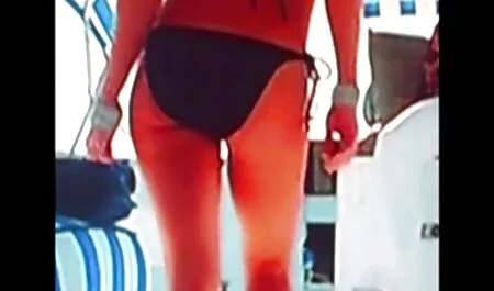 A szexi barna, aki baszik a seggét, majd anya fia szex videók jön nehéz!