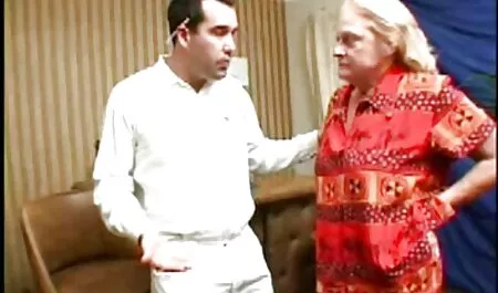 A Netflix apa lanya szex video és a hideg elszabadult . fehér lány a BBC
