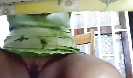A amatőr erotikus videók kövér, piszkos királynő lesz kezelni egy kövér kakas.
