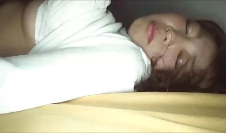 Fekete szex videók pornó Tini TS fúrt a hatalmas seggét, majd lenyelte cum.