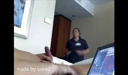Egy kisállat a padláson ujjaival baszik erotikus szex videok rá szaftos nedves punci!