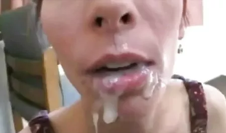 A fiatal modell látta a maszturbációt-nem kelemen anna szex videoi korlátozta magát, megdugta